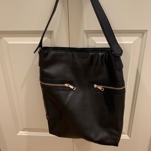 Black shoulder bag